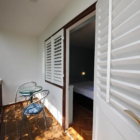 בית הארחה Franka Rab