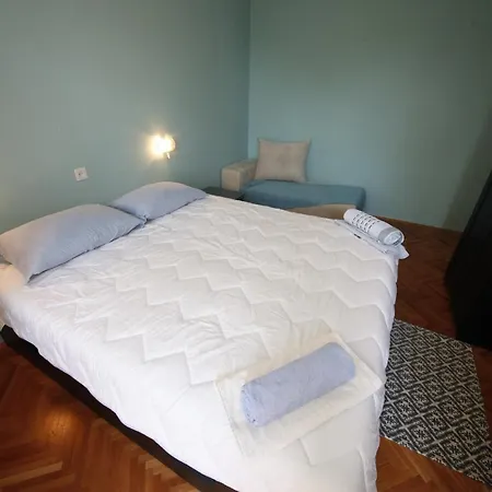 Villa Franka Rab 게스트하우스 라브